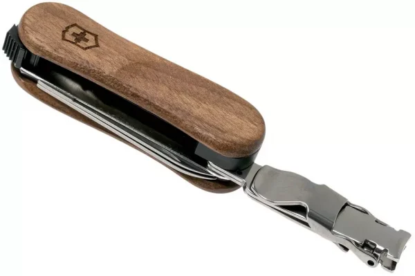 Nail_Clip_Wood_2